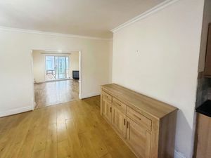 Photo 5- click for photo gallery